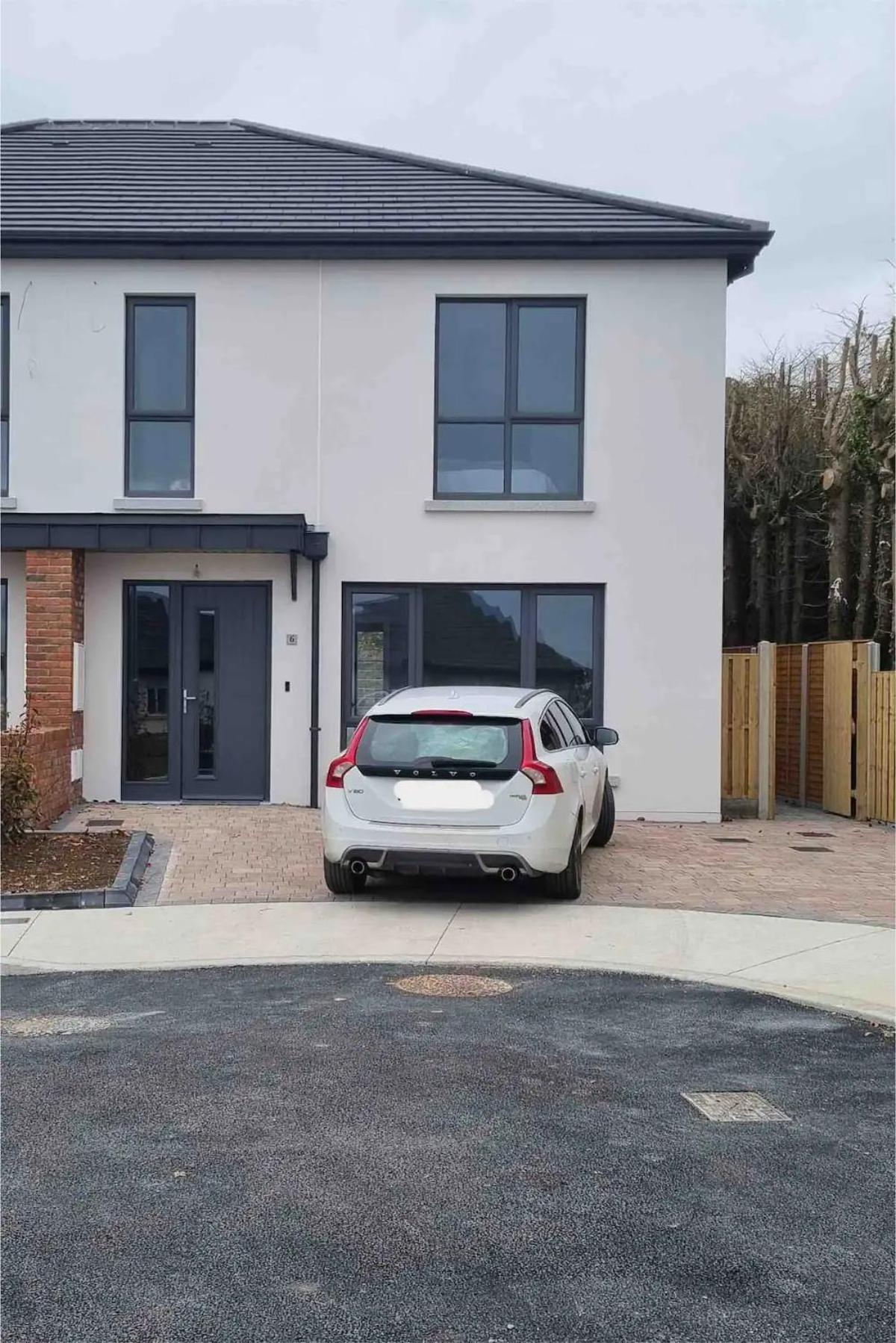 Entire Modern Home With Seaview And Parking Wicklow Exterior photo